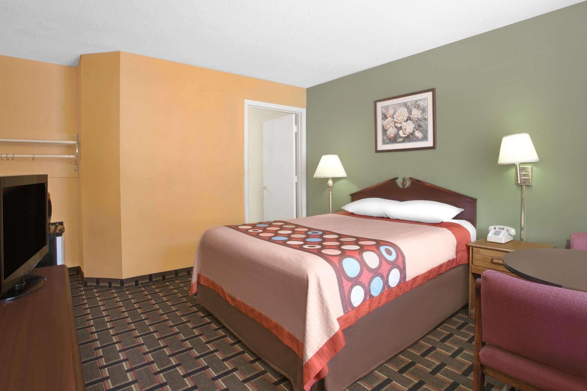 Americas Best Value Inn Darien Eksteriør billede